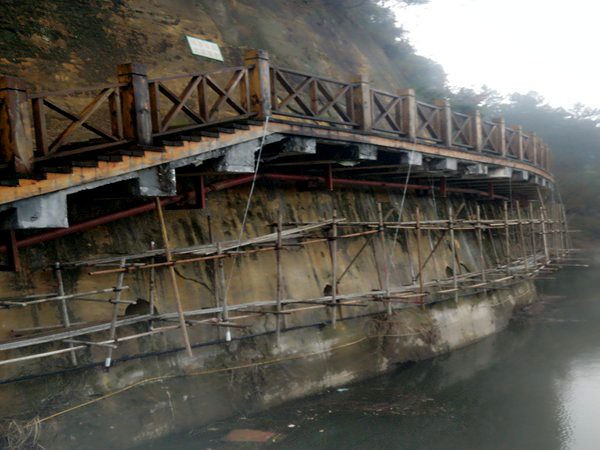 湖北襄陽仿生棧道