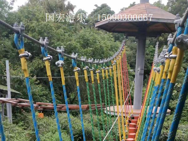 叢林穿越